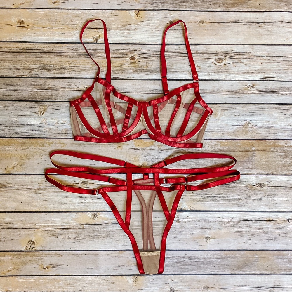 NEW Handmade SHELL lingerie set 34C/one size